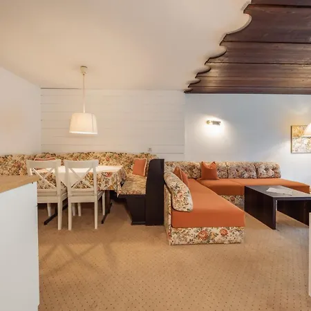 Pfeifer Apartment