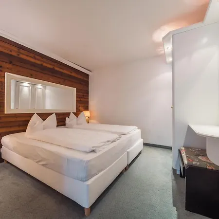 Pfeifer Apartment
